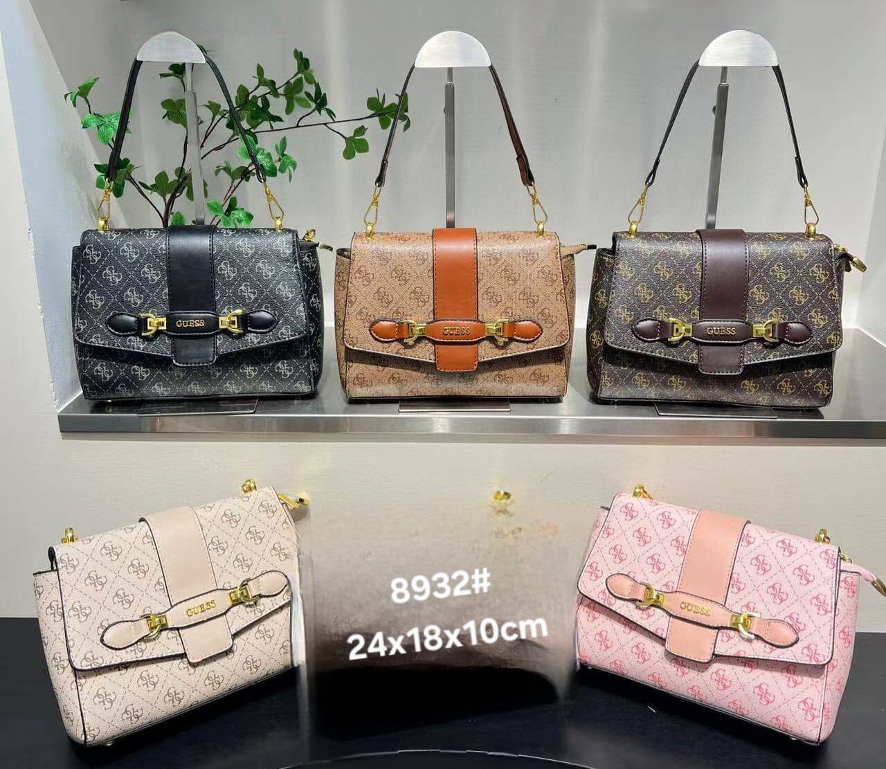 Any Bag
70 dhs✅

Zain232
♥️♥️♥️