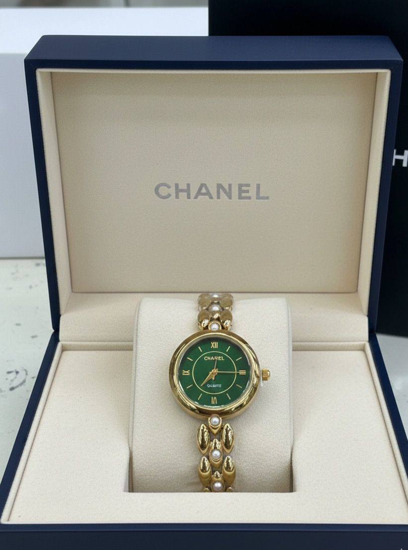 CHANEL 🆕 LADIES 
GOOD QUALITY 💯
60 dhs🪙💚

Zain133
♥️♥️