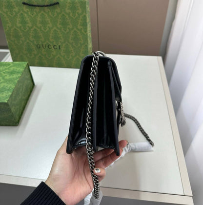 GUCCI 

HIGH QUALITY RESTOCK 

WITH BOX 
🎁🎁🎁

120 dhs🪙💕

Zain39
♥️♥️♥️