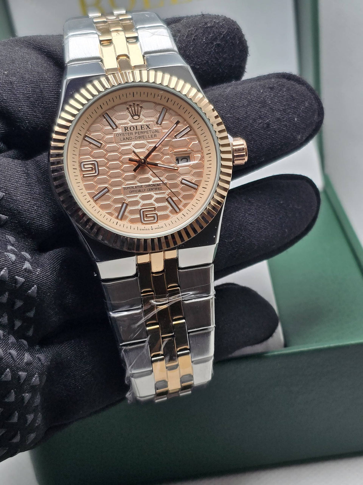 ROLEX LAND-DWELLER

Battery
55 dhs🇦🇪🇦🇪🇦🇪

Zain29
♥️♥️♥️