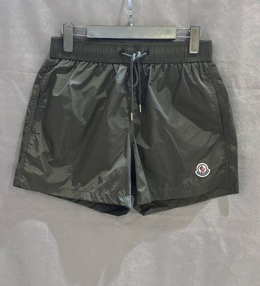 MONCLER
Men Shorts
Master Quality 
SMLXLXXL 
230 dhs✅

Zain276
♥️♥️♥️