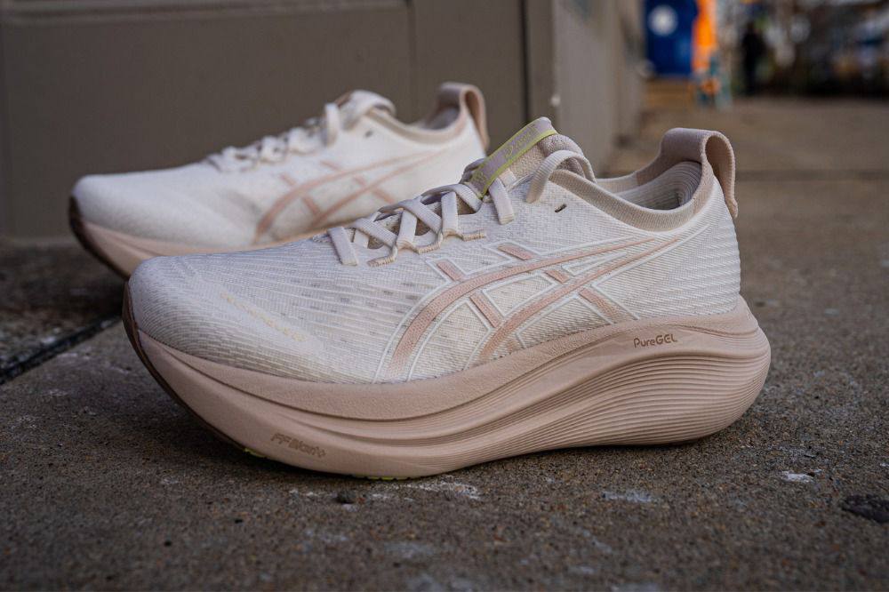 ASICS Gel Nimbus 27 'Cream Mineral Beige'
36-46 AVAILABLE 
210 dhs❣️

Zain241
♥️♥️♥️