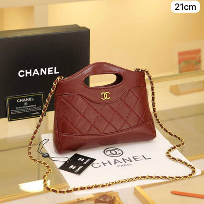 ❤️ Chanel Nano
1⃣️ First quality +🎁
Size: 21 * 18 * 4 cm
95 dhs✅
with box🎁

Zain115
♥️♥️♥️