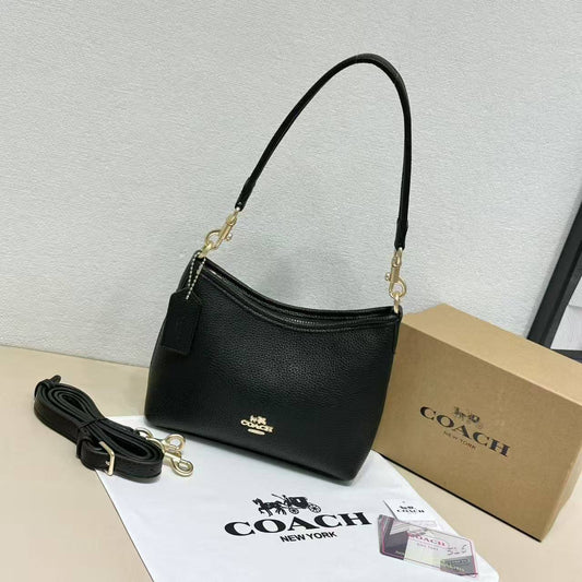 COACH 
20cm

90 dhs🪙

with box
🎁🎁🎁

Zain44
Zain254
♥️♥️♥️