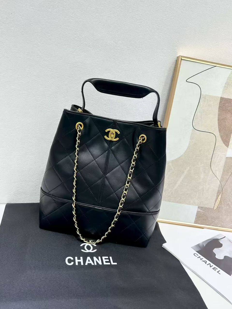 Chanel
90 dhs🪙🌨️

Zain129
♥️♥️♥️