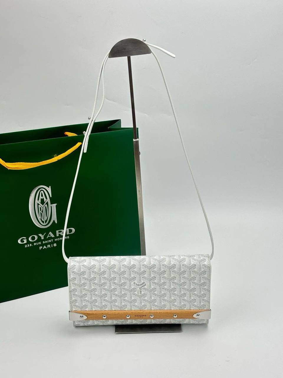 Goyard
Master💓💓💓
250 dhs✅

Zain153
♥️♥️♥️