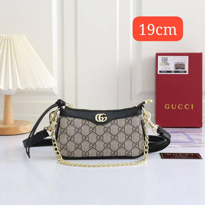 Gucci 
mini stock ✨👆🏾
With box 
🎁🎁🎁

85 dhs🪙🌺

Zain168
♥️♥️♥️