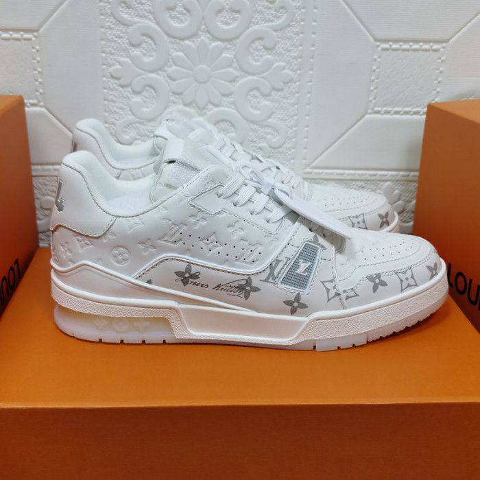 170LV
High Quality
170 dhs✅
Size 39 to 45 

Zain183
♥️♥️♥️
