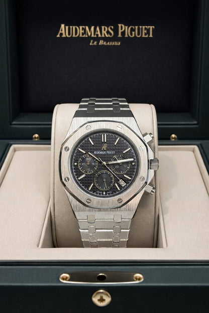 Ap watch for men 
good quality 
240 dhs💓

Zain59
♥️♥️♥️