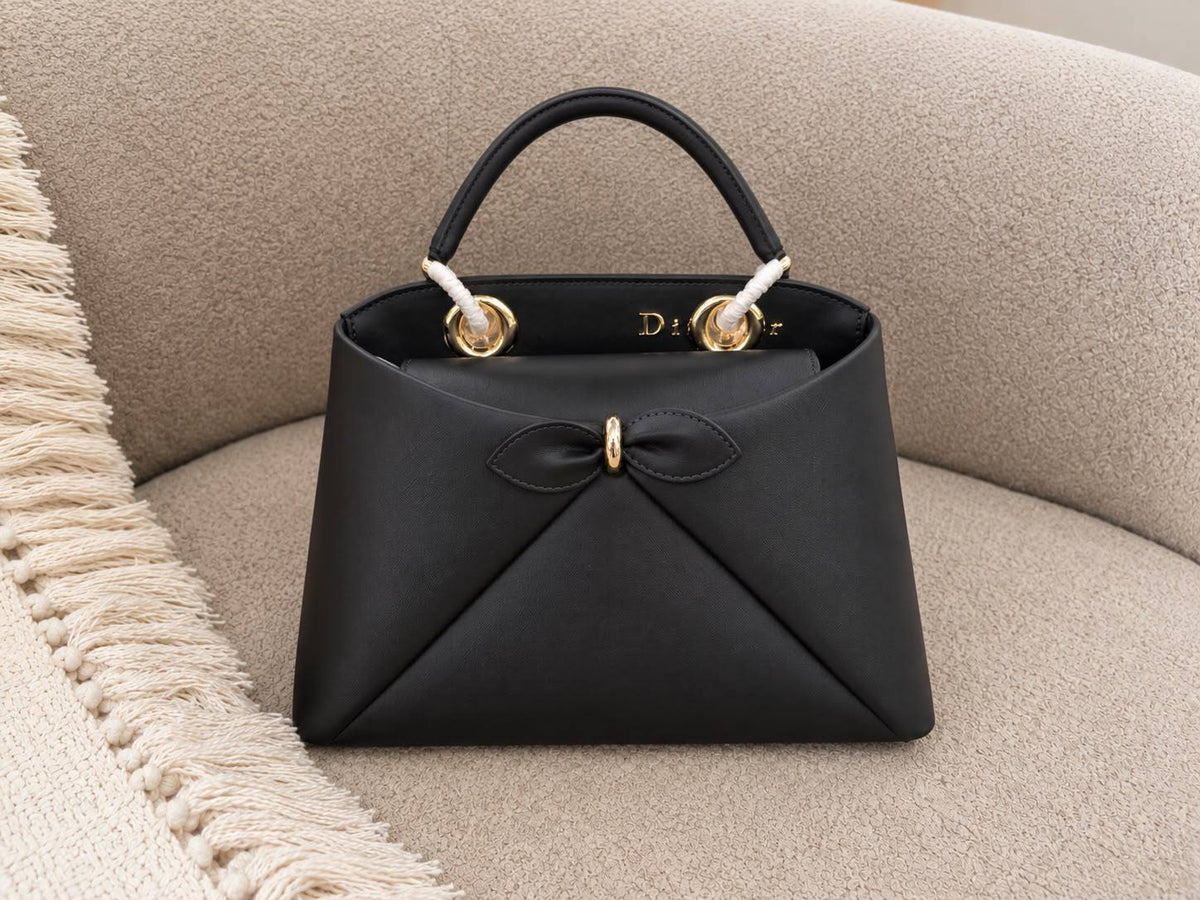 DIOR 
SUPER MASTER QUALITY
SIZE : 28 cm
AVAILABLE 


For Price 👇 WhatsApp✅
0568585901 
0507557372
0552275751 Owner Zain 👌

Zain322
♥️♥️♥️