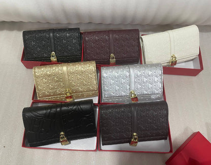 CH
80 dhs❣️
with box
🎁🎁🎁

size 19cm

Zain213
♥️♥️♥️