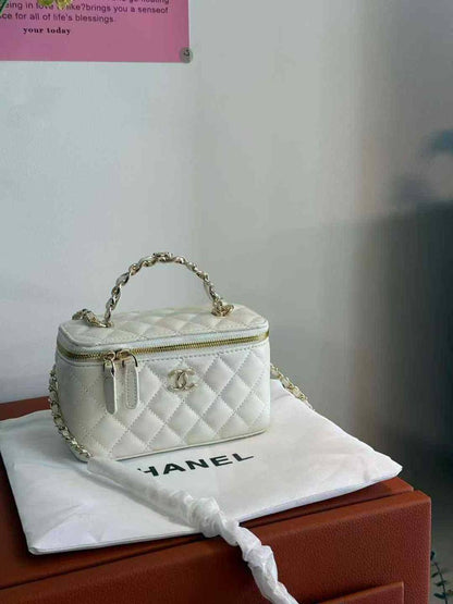 Master Bags
For Price 👇 WhatsApp✅
0568585901 
0507557372
0552275751 Owner Zain 👌

Zain314
♥️♥️♥️