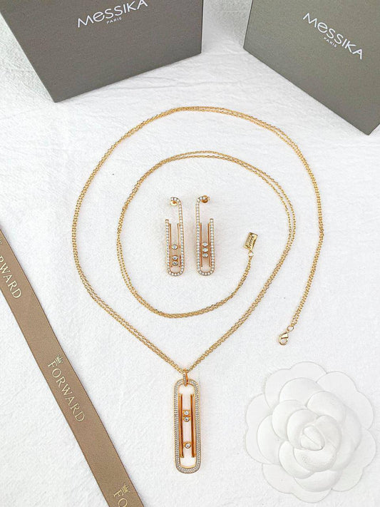 MASTER SET✨💫
NECKLACE EARRINGS
WITH BOX AND PAPER BAG🎁🛍️
140 DHS🇦🇪

Zain89
♥️♥️♥️