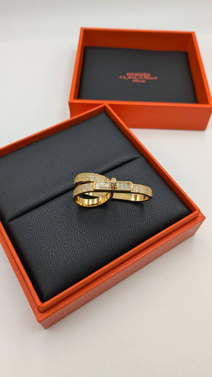 Hermes
*Master Quality* 
*Finger Ring*
85 dhs🪙🌨️ with Normal Box 🎁 
100 dhs🪙🌨️ with Good Box 🎁
120 dhs🪙🌨️ with Master Box 🎁

Zain210
♥️♥️♥️