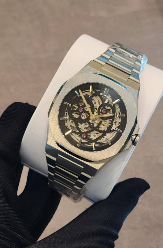 D1 milano watch 
for men good quality 
350 dhs🪙🌨️
 (Automatic)

Zain59
♥️♥️♥️