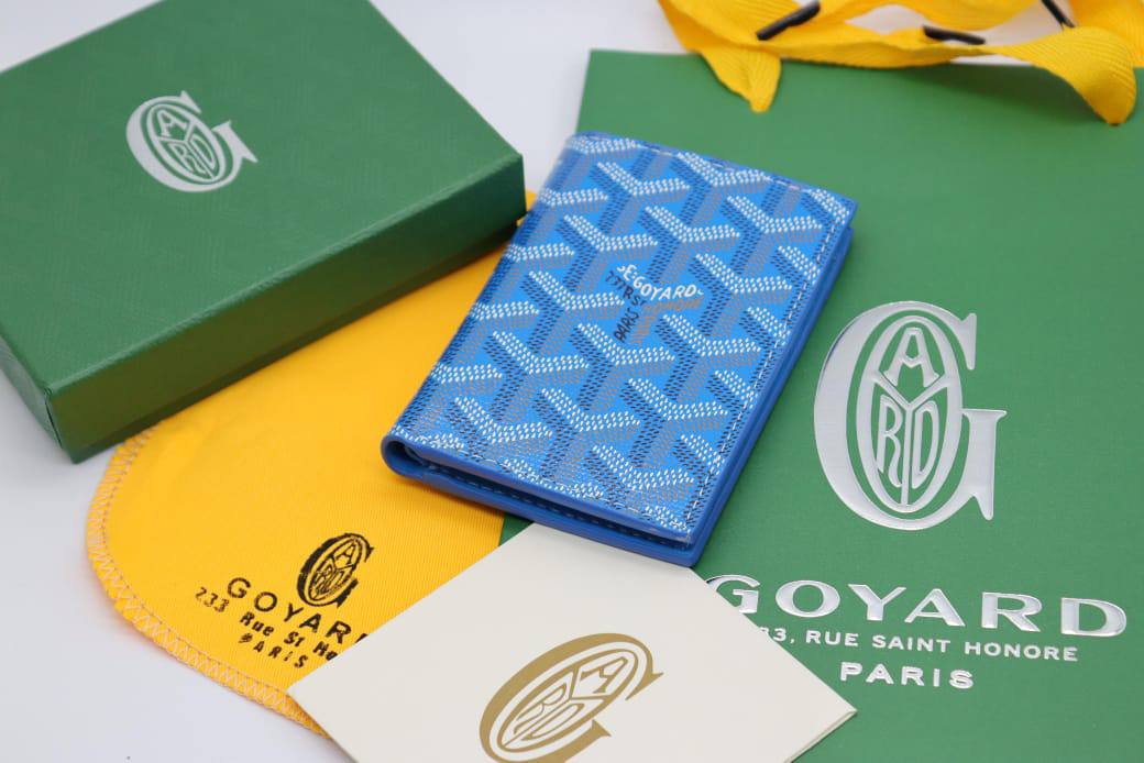 Goyard wallet 
55 dhs❣️

With box and paper bag
🎁🎁🎁

Zain33
♥️♥️♥️