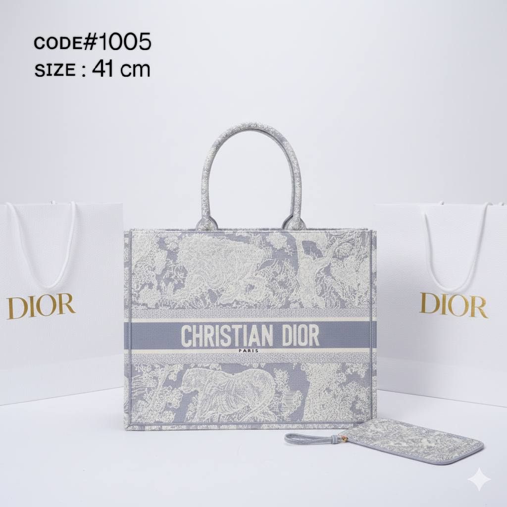 CHRISTIAN DIOR
ʙᴏᴏᴋᴛᴏᴛᴇ ᴄᴀɴᴠᴀs ᴍᴀᴛᴇʀɪᴀʟ
ᴡɪᴛʜ ᴘᴜʀsᴇ ᴢɪᴘᴘᴇʀ
sɪᴢᴇ : 41 cm
No BOX

110 dhs💓

Zain31
♥️♥️♥️