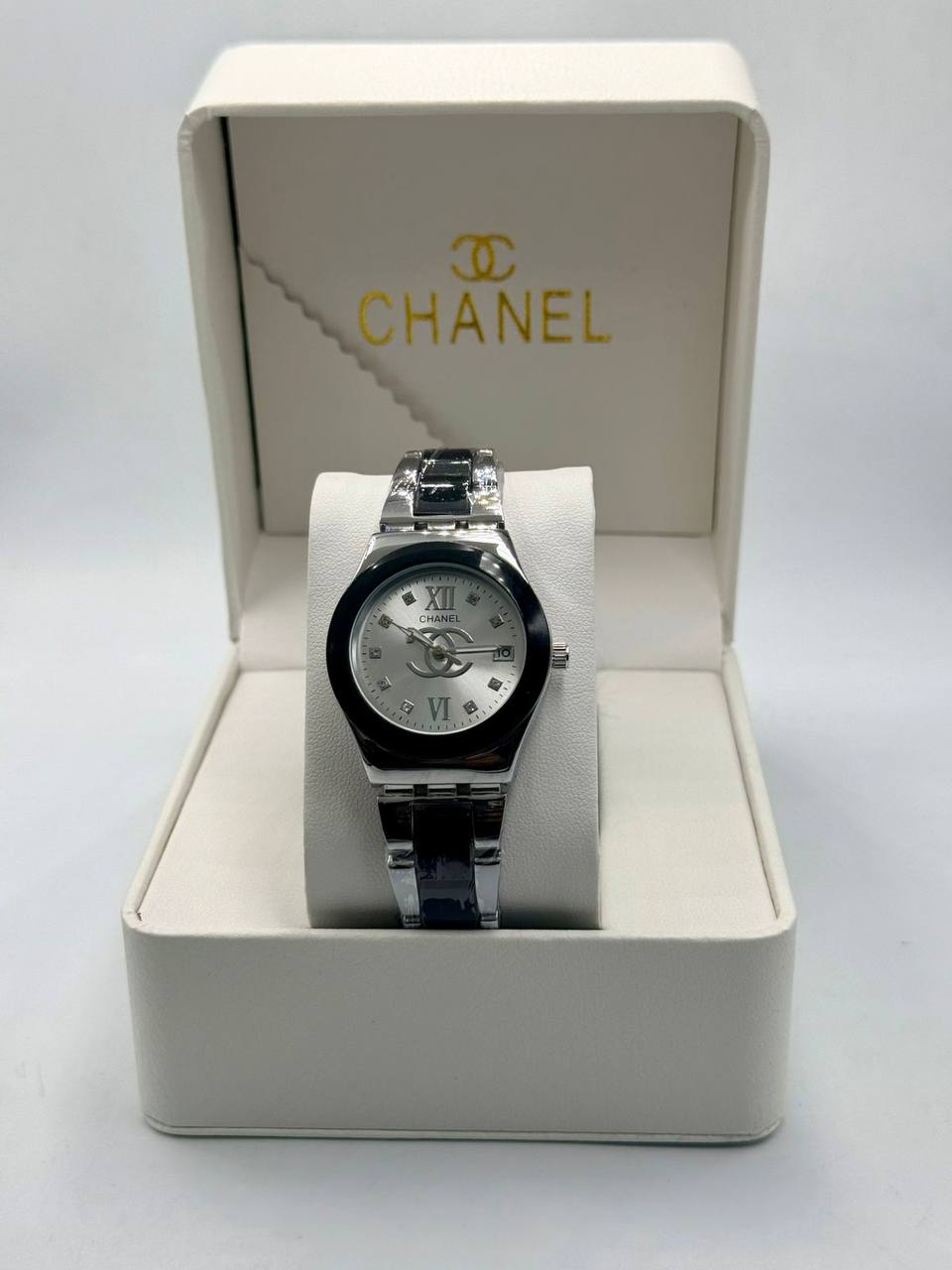 CHANEL ladies
*New Arrival*🔥
55 dhs🪙🖤

Zain08
♥️♥️♥️