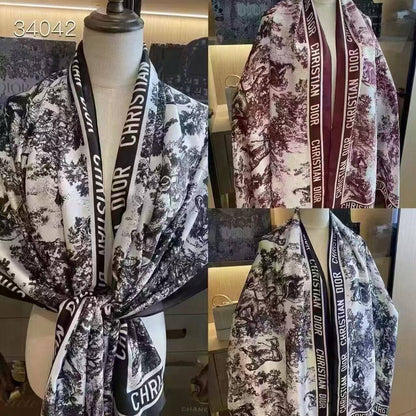 Silk scarf 

40 dhs🇦🇪  
no box

60 dhs🇦🇪 with box

Zain93
♥️♥️♥️