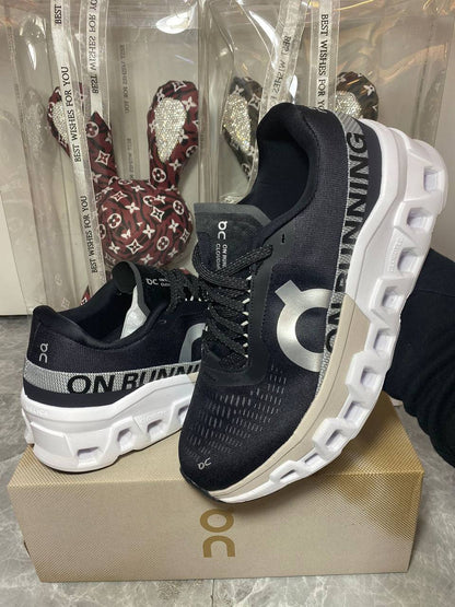 ON Cloud monster 2 ‘black’🖤
36 to 45 AVAILABLE 🤩
240 dhs✅

Zain242
♥️♥️♥️