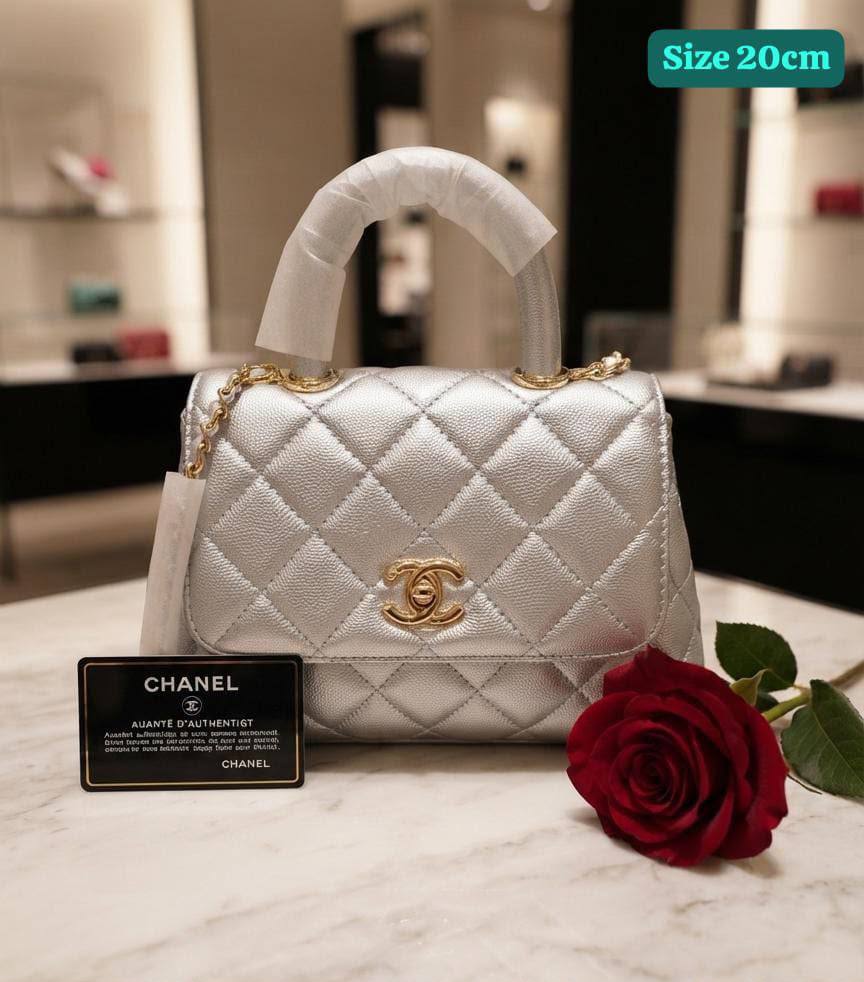 Chanel
Best quality
100 dhs🇦🇪🇦🇪
size 20cm

Zain158
♥️♥️♥️