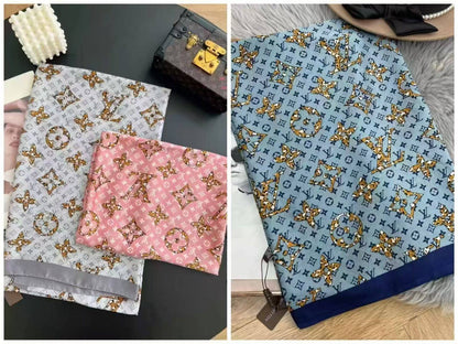 Silk scarf 

40 dhs🇦🇪  
no box

60 dhs🇦🇪 with box

Zain93
♥️♥️♥️