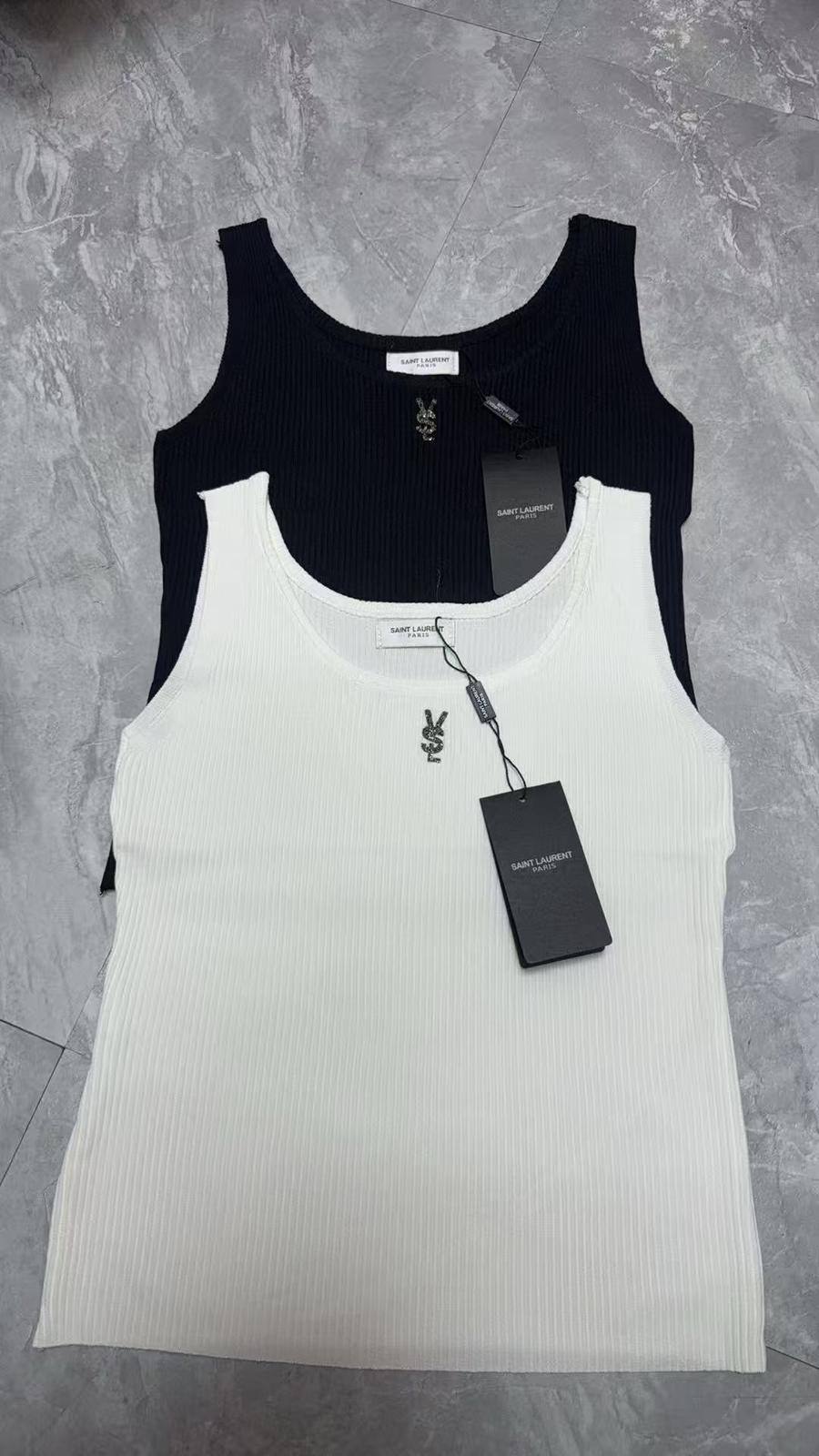 TOP
Free Size
65 dhs❣️
Two Pcs 120 dhs❣️

Zain140
♥️♥️♥️