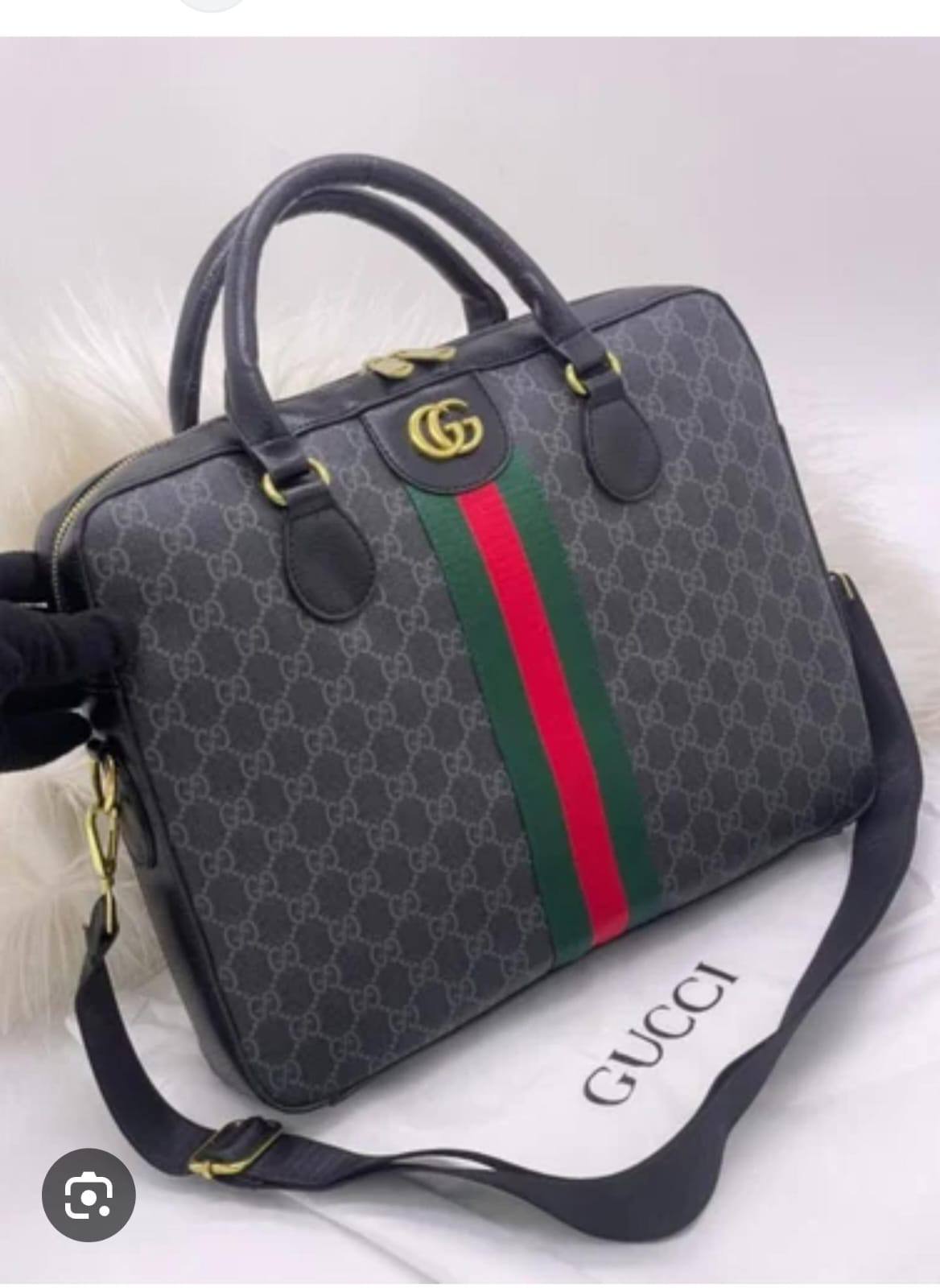 New arrived 

LAPTOP 💻 bags

90 dhs🇦🇪🇦🇪
Size 38cm

Zain200
♥️♥️♥️