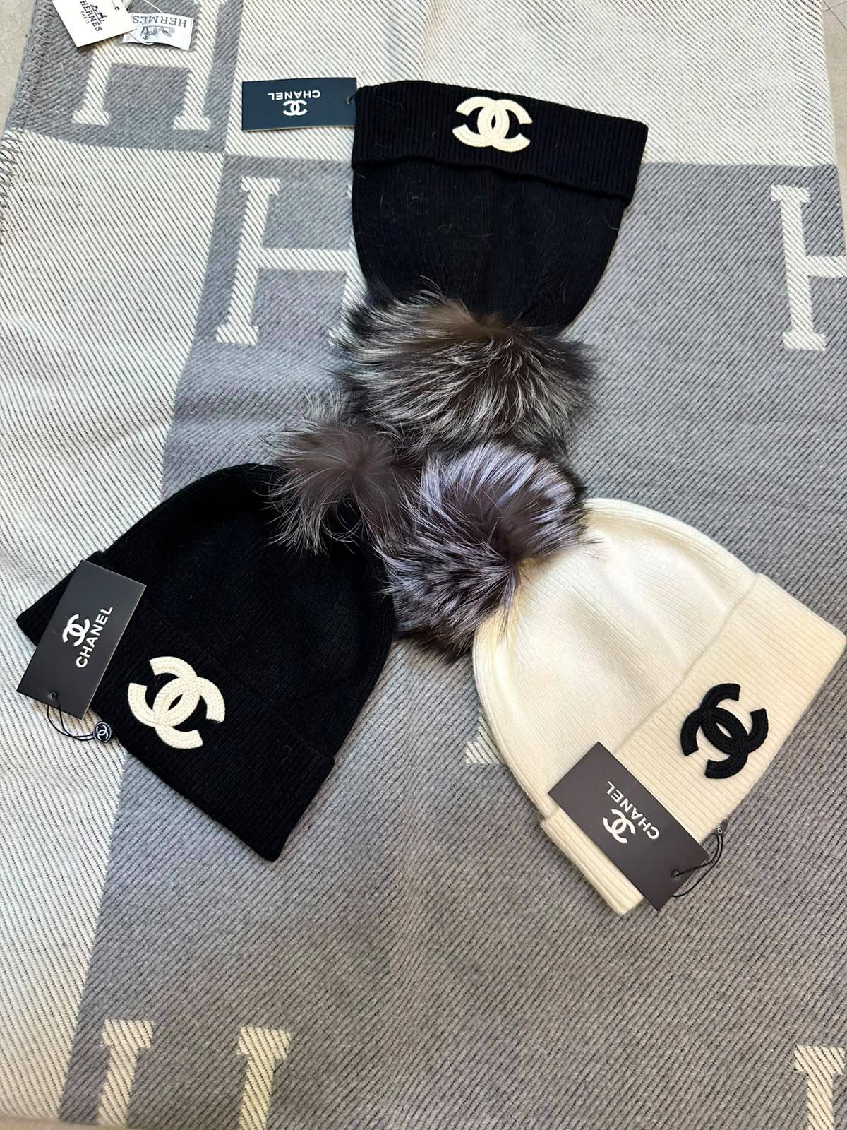 Hats

New collection 

200 dhs🇦🇪🇦🇪

Zain262
♥️♥️♥️