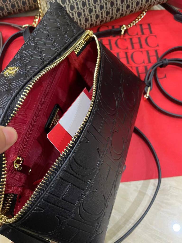 CH
80 dhs❣️
size 23cm

Zain26
♥️♥️♥️