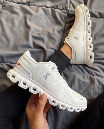 On Running Cloud 6 All ， 
Size 36-45 ，
220 dhs❣️

Zain18
♥️♥️♥️