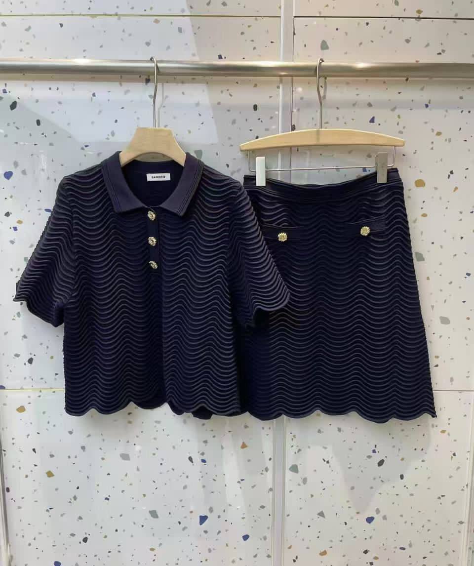 😍 SANDRO NEW😍✨
     VIP QUALITY ✨
Sizes: S to XL
450 dhs✅

Zain287
♥️♥️♥️