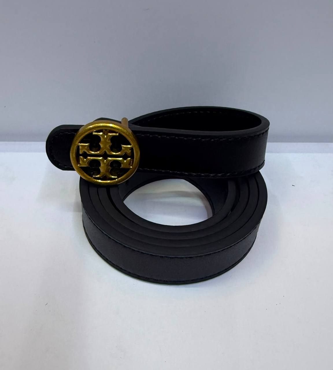 Ladies Belts 
With box
40 dhs🇦🇪🇦🇪

Zain93
♥️♥️♥️