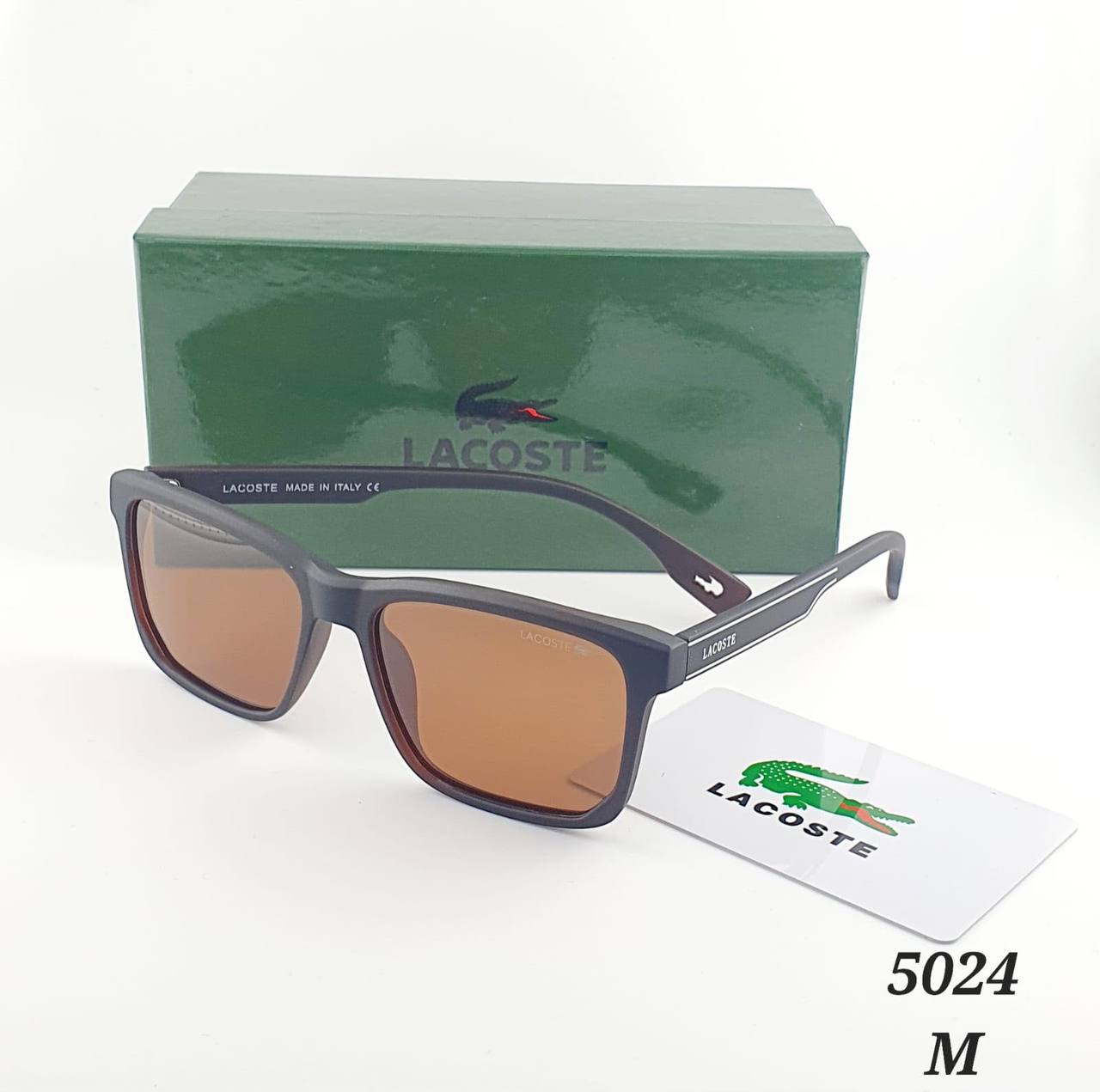 Lacoste

Good quality 

75 dhs🇦🇪🇦🇪

Zain182
♥️♥️♥️