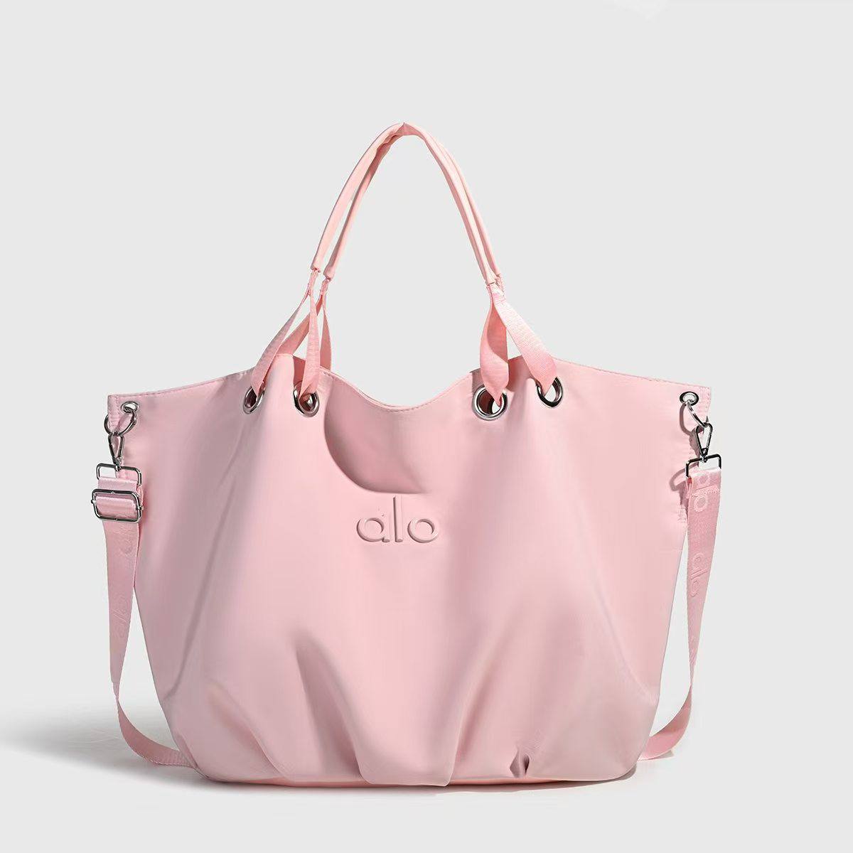 ALO Bags
85 dhs🇦🇪🇦🇪
High quality

Zain26
♥️♥️♥️