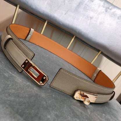 💞*Hermes*💞
💞*Available Again*💞
300 dhs🪙🌨️

Zain164
♥️♥️♥️