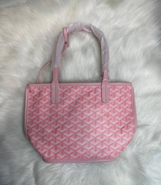 Goyard
*22cm
75 dhs✅

Zain118
♥️♥️♥️