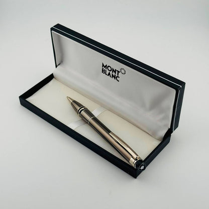Pen
 
Good quality 

50 DHS🇦🇪🇦🇪

Zain182
♥️♥️♥️