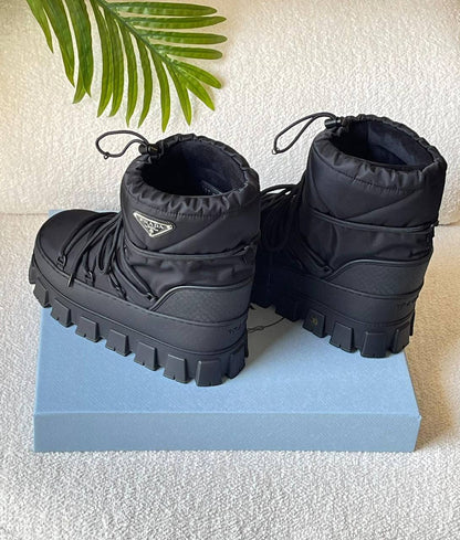 PRADA
SuperMaster Quality 💯
600 dhs🪙💚
Size: 36-41💥

Zain171
♥️♥️♥️