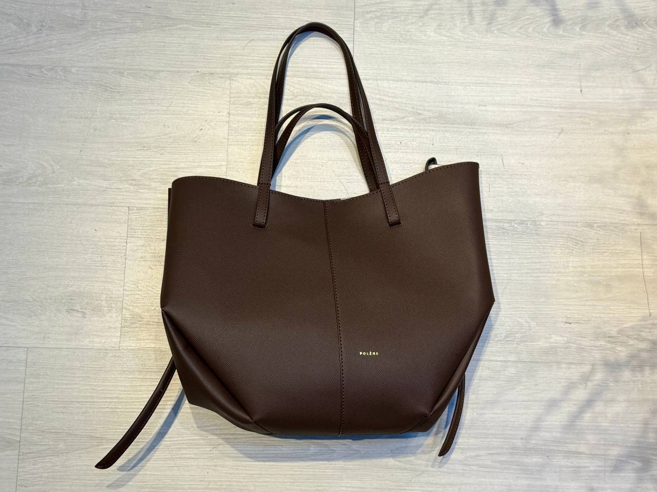 POLENE

120 dhs🪙🌨️

Zain55
♥️♥️♥️