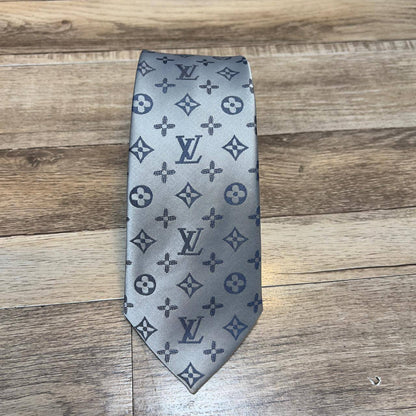 TIE
Master🌺🌺
180 dhs✅

Zain202
♥️♥️♥️