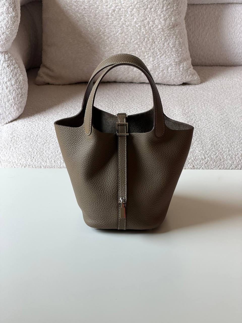 Hermes
picotin 18cm💥Master quality ✅

with box📦

340 dhs✅

Zain52
♥️♥️♥️