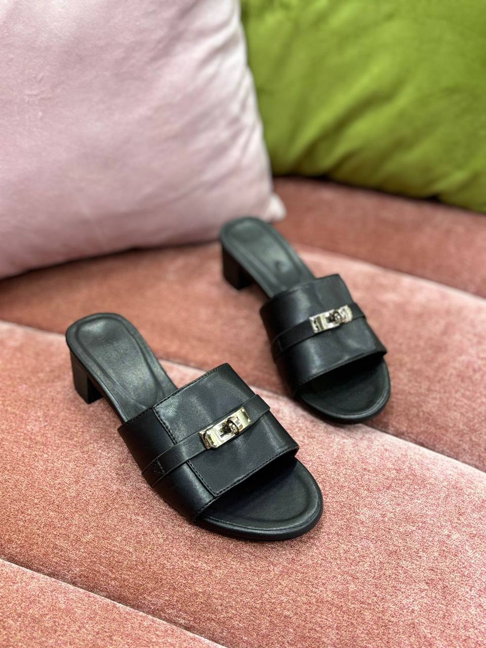 Hermes 
110 dhs✅
Size 36-42

Zain55
♥️♥️♥️