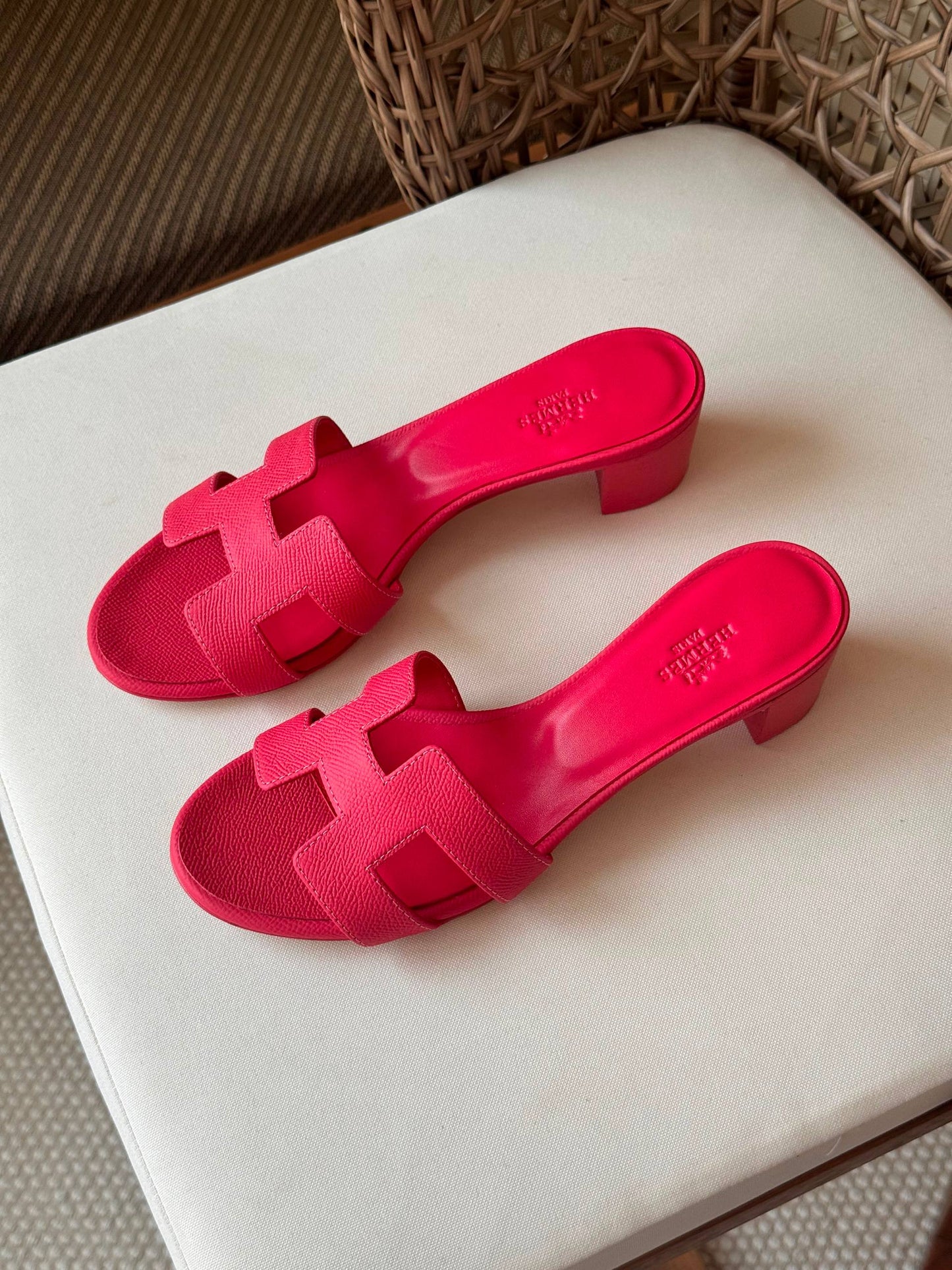 HERMES  
✨ Collection
👠 36–41
💎 Premium Quality
🔥 Super Master
450 dhs✅

Zain198
♥️♥️♥️