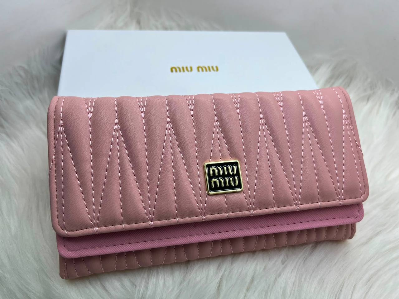 Wallets
45 dhs🇦🇪🇦🇪
with box

Zain182
♥️♥️♥️
