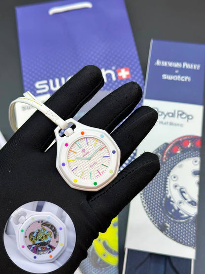 Swatch Royal pop good quality with box and papper bag and guarante card cataluck 
120 dhs🇦🇪🇦🇪

Zain59
♥️♥️♥️