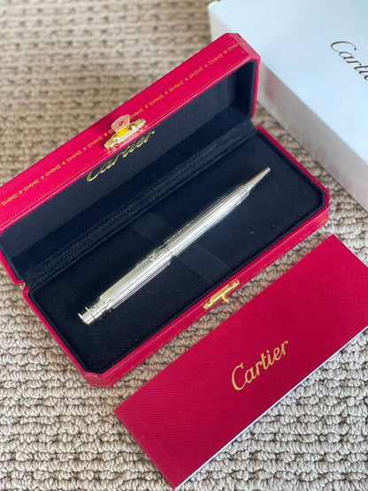CARTIER
*Pen✍️*
*New Collection*
*Master Quality*
190 dhs✅

Zain179
♥️♥️♥️