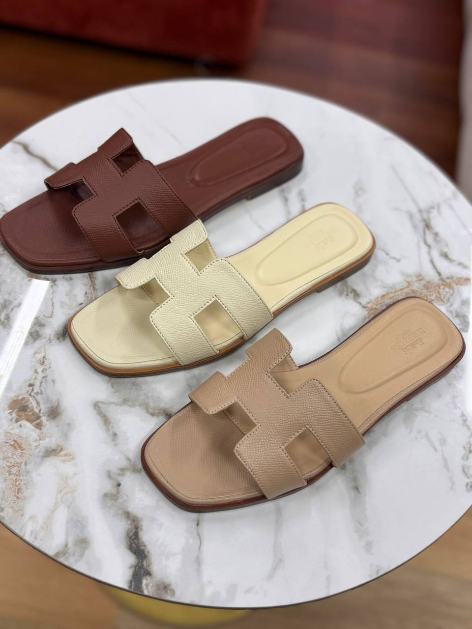 Hermes
100 dhs✅
Size 36-42

Zain55
♥️♥️♥️