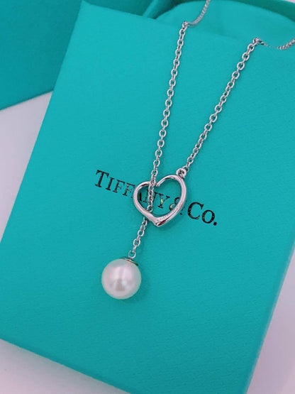 TIFFANY NECKLACE
MASTER✨💫
60 DHS✅
WITH BOX AND PAPER BAG🛍️🎁

Zain89
♥️♥️♥️