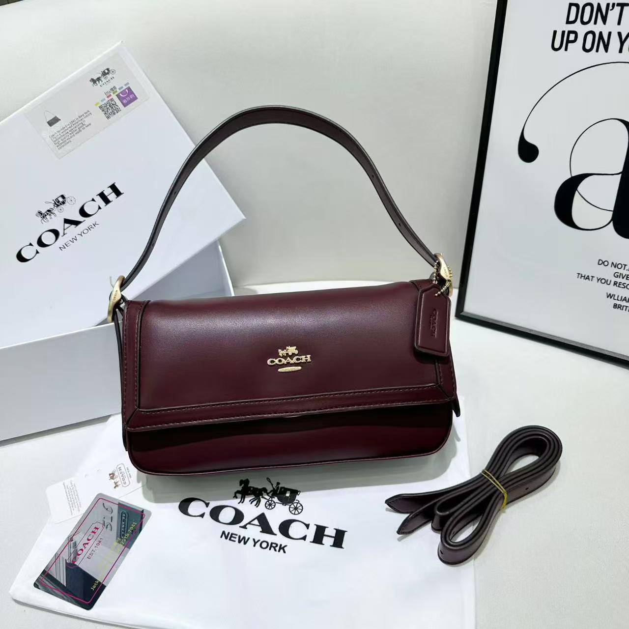 Coach
Best quality

With box’s
🎁🎁🎁

95 dhs💚
size 26cm

Zain158
♥️♥️♥️